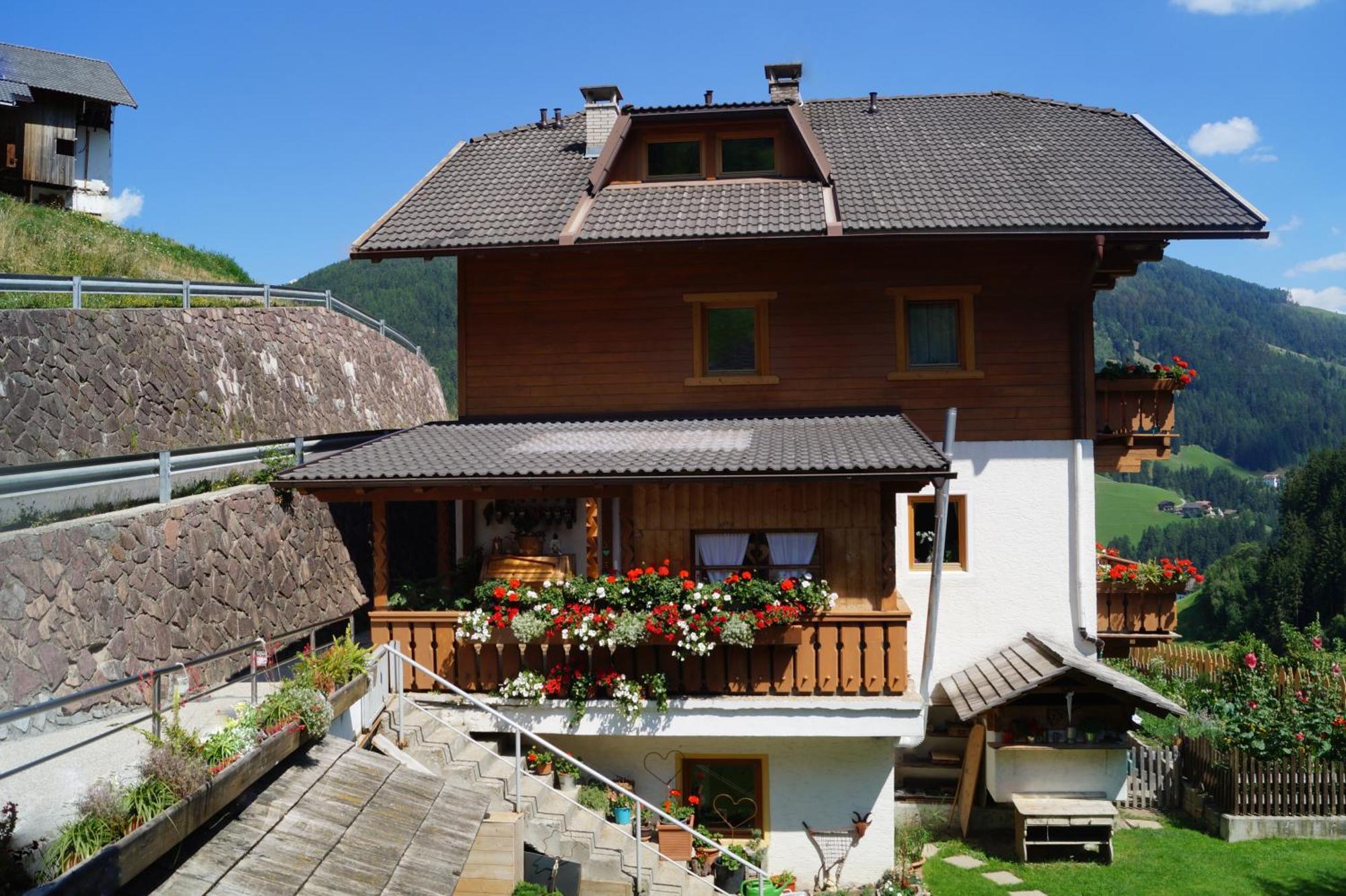 Thalerhof Lägenhet San Lorenzo di Sebato Exteriör bild