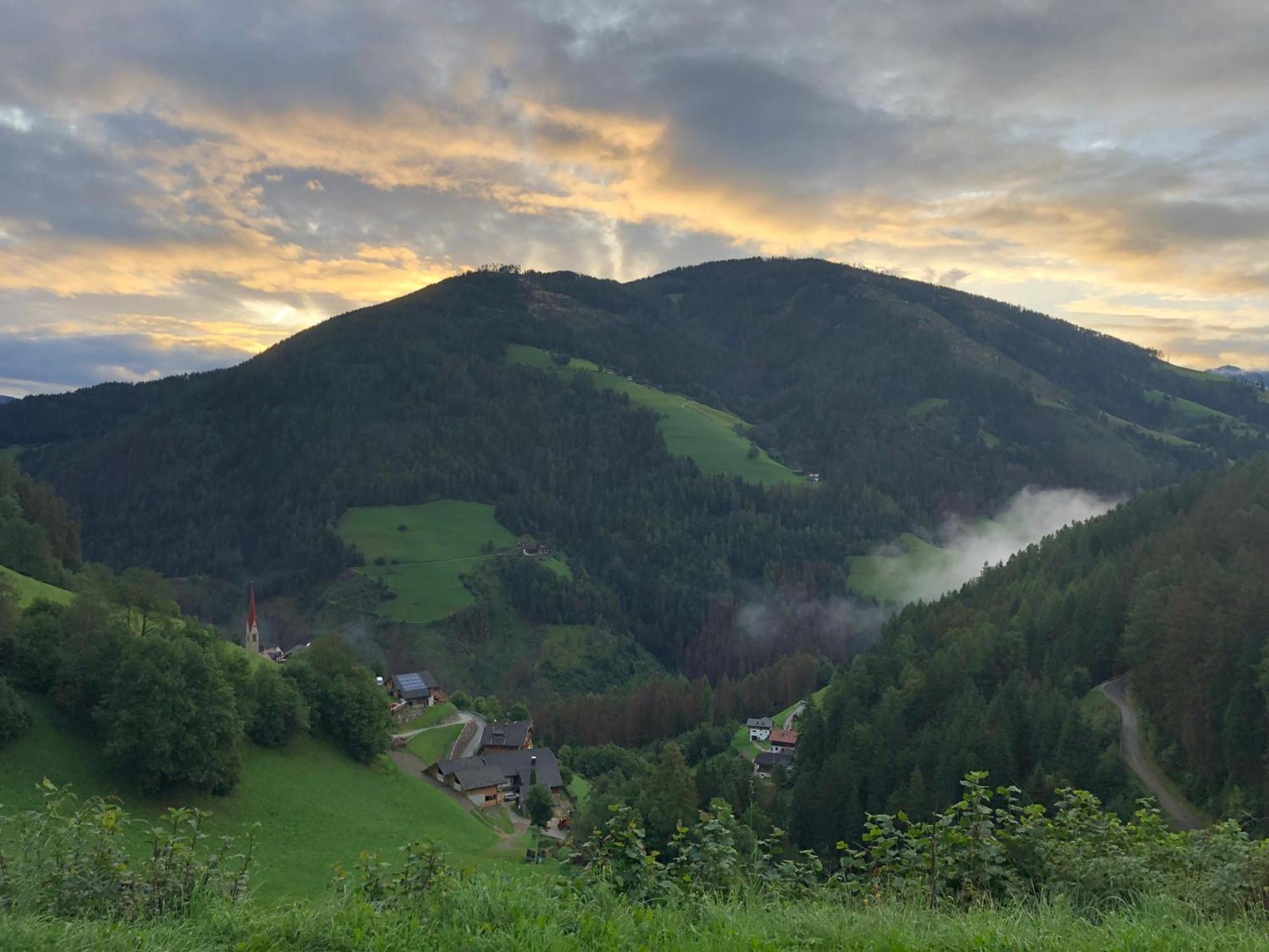 Thalerhof Lägenhet San Lorenzo di Sebato Exteriör bild