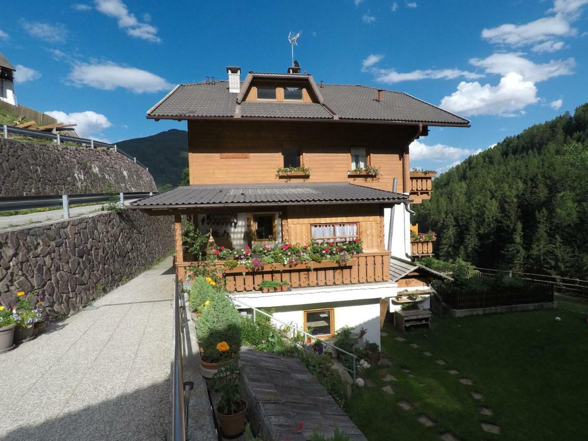Thalerhof Lägenhet San Lorenzo di Sebato Exteriör bild